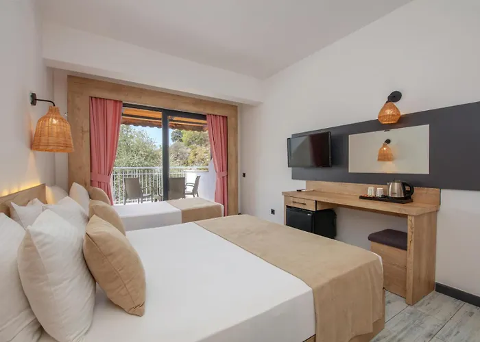 Meri Отель Олудениз