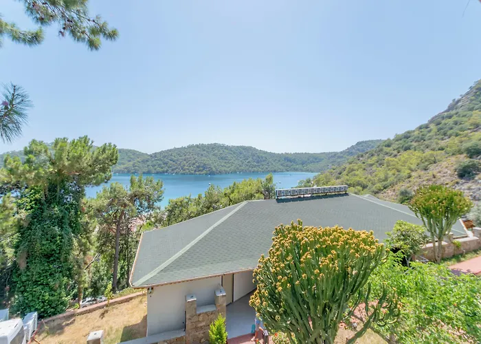 Meri Отель Олудениз