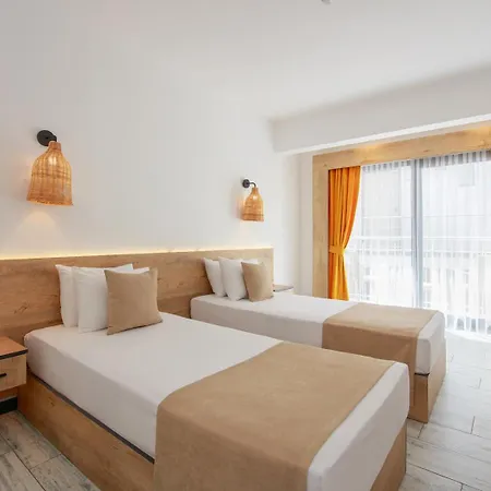 Meri Hotel 3*