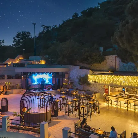 Meri Олудениз