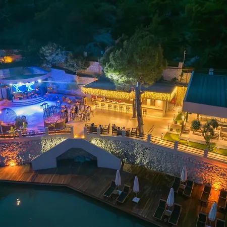 Meri Hotel
