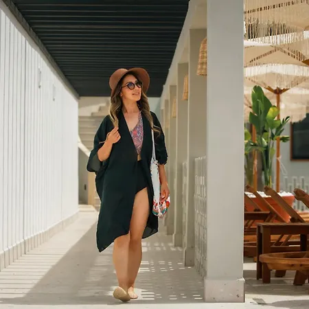 Meri Hotel
