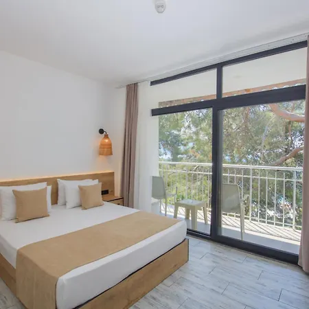 Meri Hotel